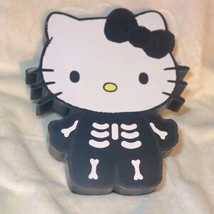 Hello Kitty Halloween Decor
